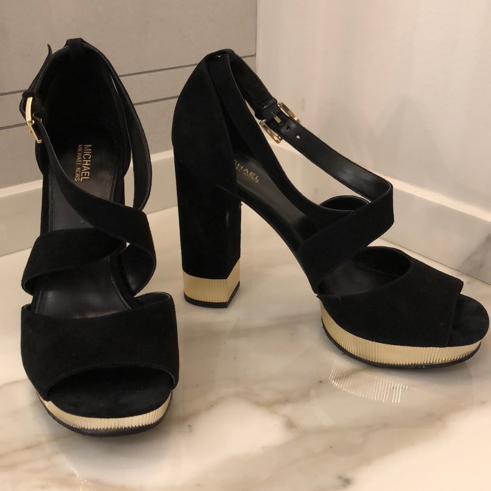 Price DROP❗️ MK Shoes